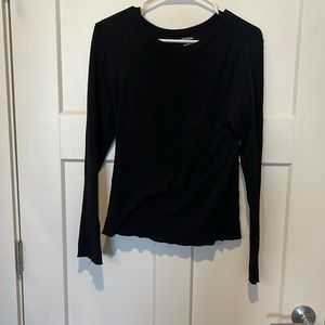 black basic long sleeve top